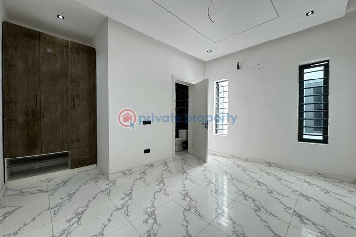 Luxury 5 bedroom detached house with swimming pool and bq - 19 5 bedroom Detached Duplex For Sale Ajah Lagos - 19