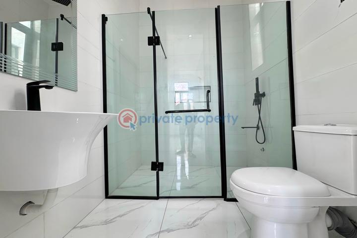 5 bedroom Detached Duplex For Sale Chevron Drive Lekki Lagos - 21