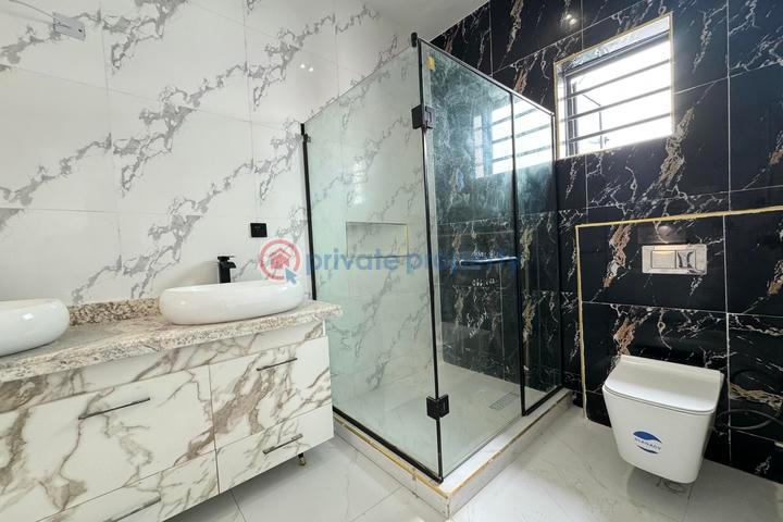 Luxury 5 bedroom detached house with swimming pool and bq - 16 5 bedroom Detached Duplex For Sale Ajah Lagos - 16