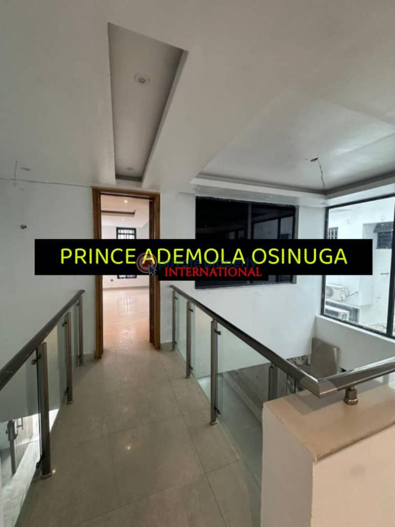 Luxury 5 bedroom detached house within shared premises - 7 5 bedroom Detached Duplex For Sale Old Ikoyi Lagos - 7