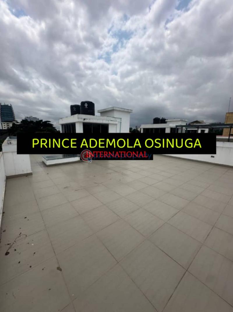 Luxury 5 bedroom detached house within shared premises - 1 5 bedroom Detached Duplex For Sale Old Ikoyi Lagos - 1