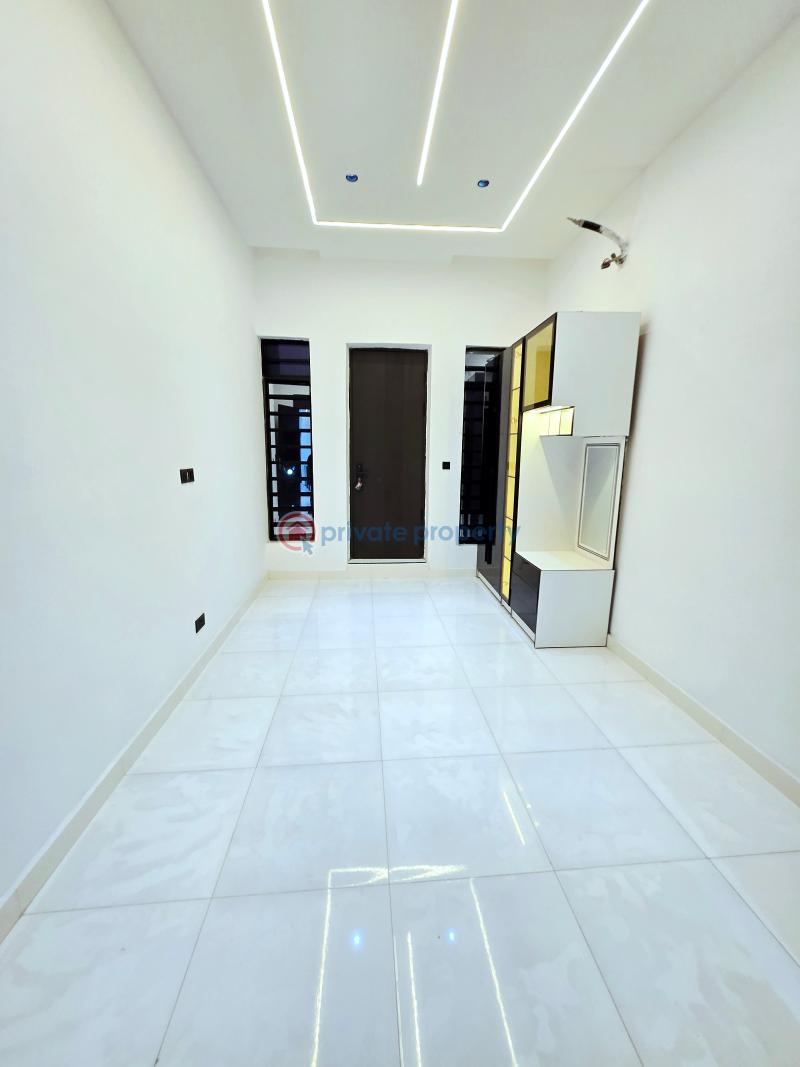 5 bedroom Detached Duplex For Sale Chevron Drive Lekki Lagos - 11