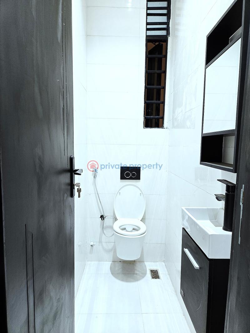 5 bedroom Detached Duplex For Sale Chevron Drive Lekki Lagos - 19