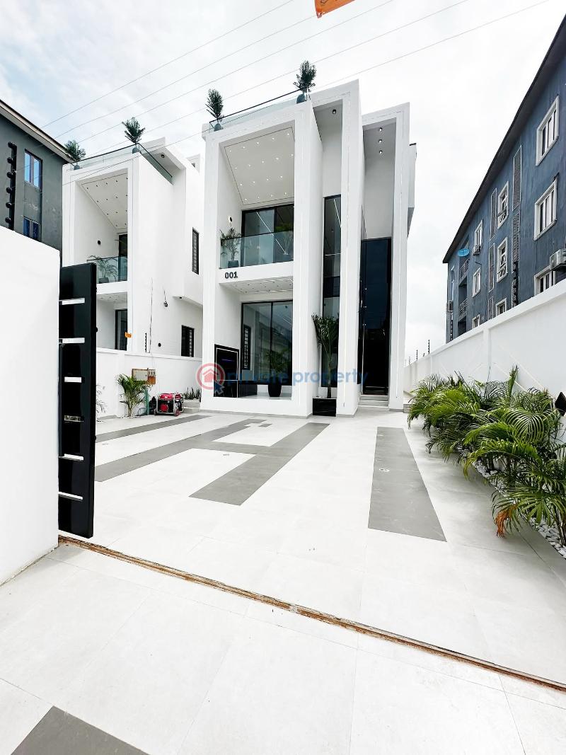 5 bedroom Detached Duplex For Sale Chevron Drive Lekki Lagos - 0