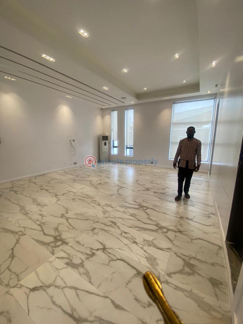 Luxury 5-bedroom duplex - 12 5 bedroom Detached Duplex For Sale Pinnock Beach Estate Osapa London Lekki Lagos - 12