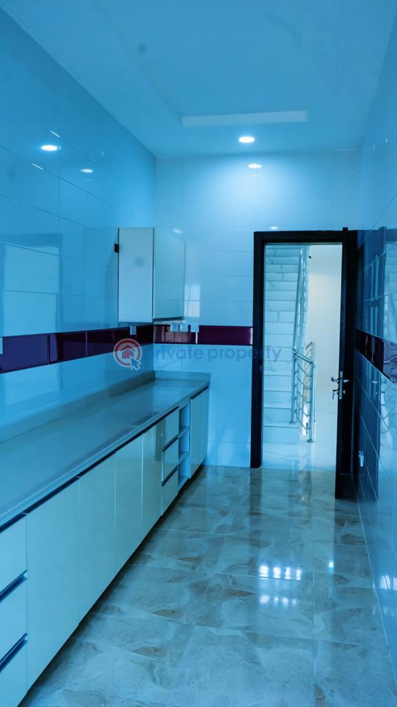 5 bedroom Semi detached Duplex For Sale Abraham Adesanya Ogombo Ajah Lagos - 5