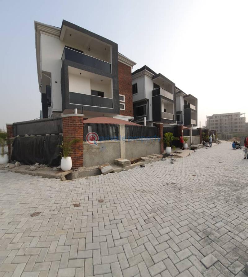 5 bedroom Detached Duplex For Sale Lekki Phase 1 Lagos - 0