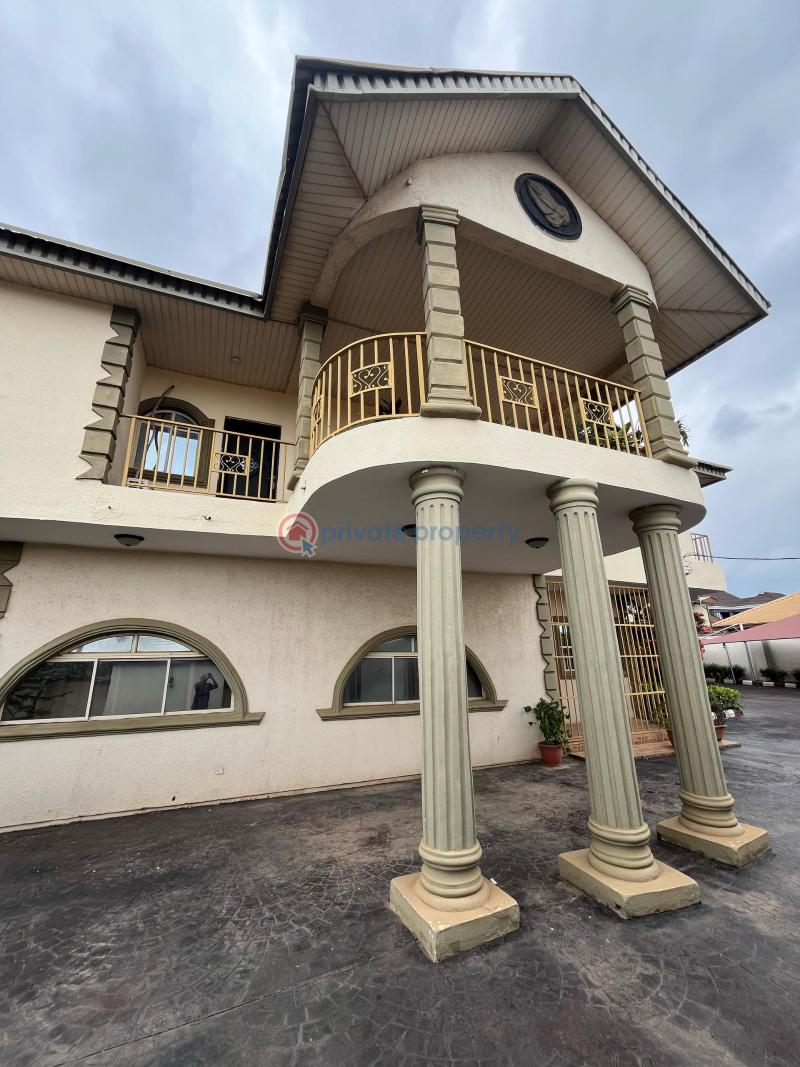 House For Sale Located In The Olusoji Area Of Oluyole Oluyole Estate Ibadan Oyo - 4