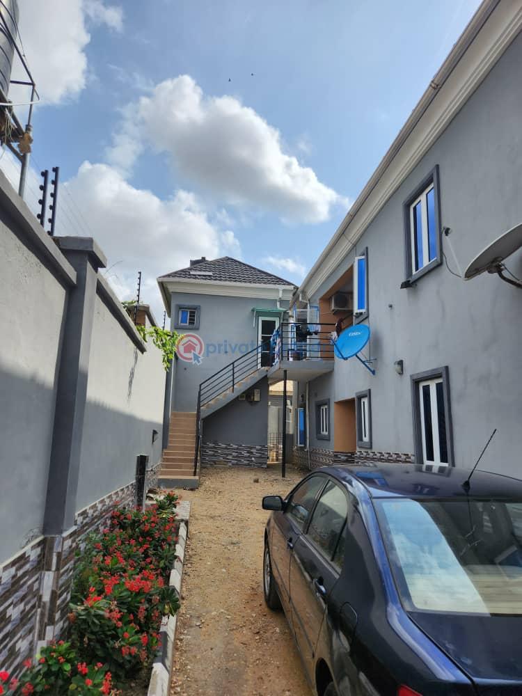 5 bedroom Detached Duplex For Sale Ire Akari Est, Oluyole Ext Akala Express Ibadan Oyo - 10
