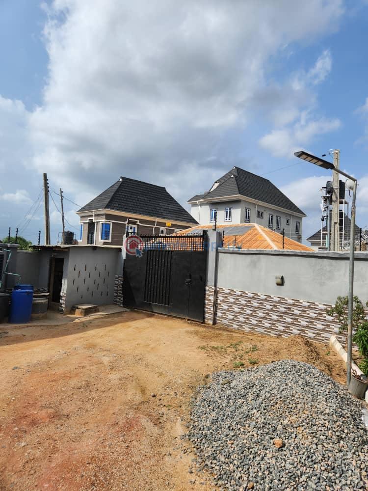 5 bedroom Detached Duplex For Sale Ire Akari Est, Oluyole Ext Akala Express Ibadan Oyo - 8