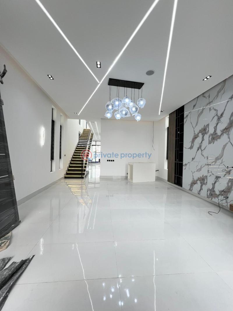 Luxury 5 bedroom duplex with pool and gym - 5 5 bedroom Duplex For Sale Ajah Lagos - 5