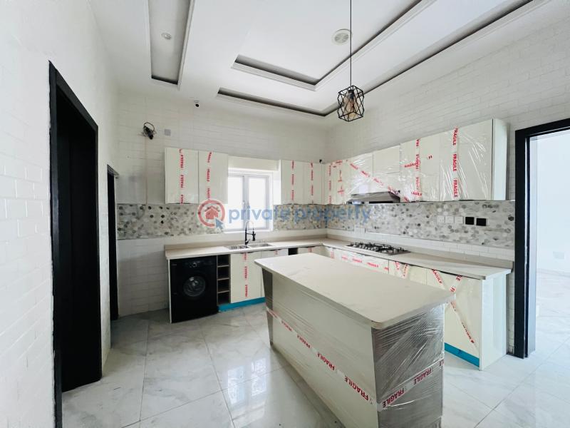 5 bedroom Detached Duplex For Sale Victory Park Estate Osapa Osapa Lekki Lagos - 5