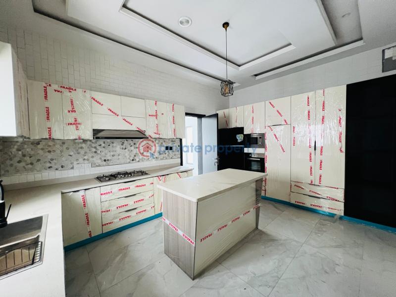 5 bedroom Detached Duplex For Sale Victory Park Estate Osapa Osapa Lekki Lagos - 4