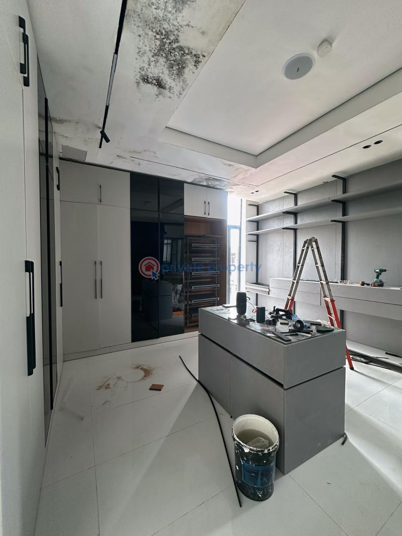 5 bedroom House For Sale Osapa Lekki Lagos - 8
