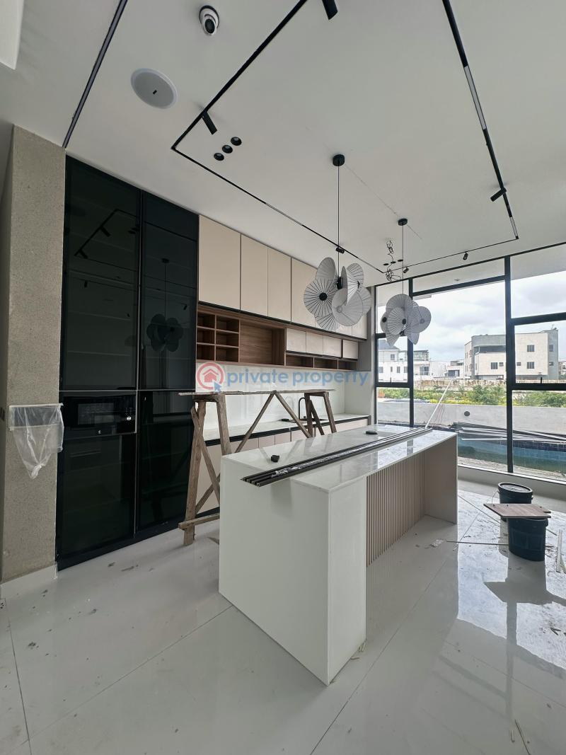 5 bedroom House For Sale Osapa Lekki Lagos - 2