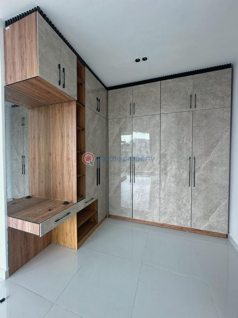 5 bedroom House For Sale Osapa Lekki Lagos - 13