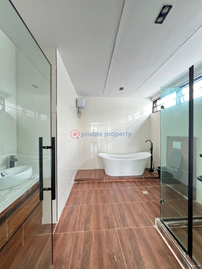 5 bedroom Detached Duplex For Sale Ikota Gra Estatw Ikota Lekki Lagos - 10