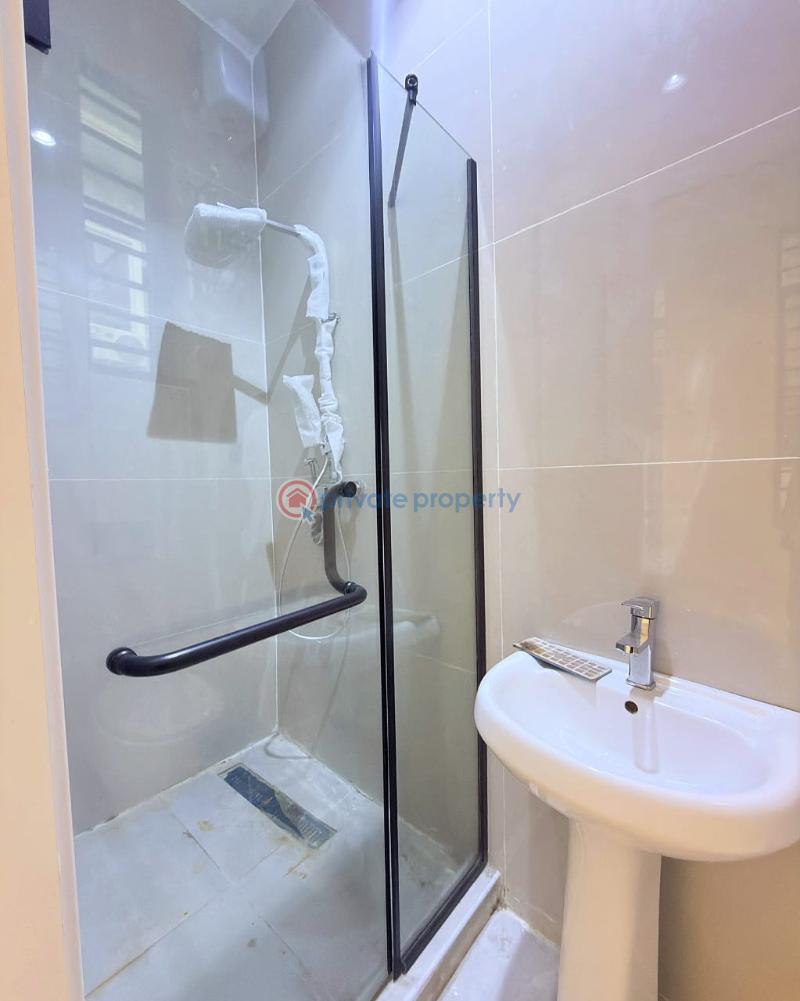 5 bedroom Detached Duplex For Sale Ikota Lekki Lagos - 3