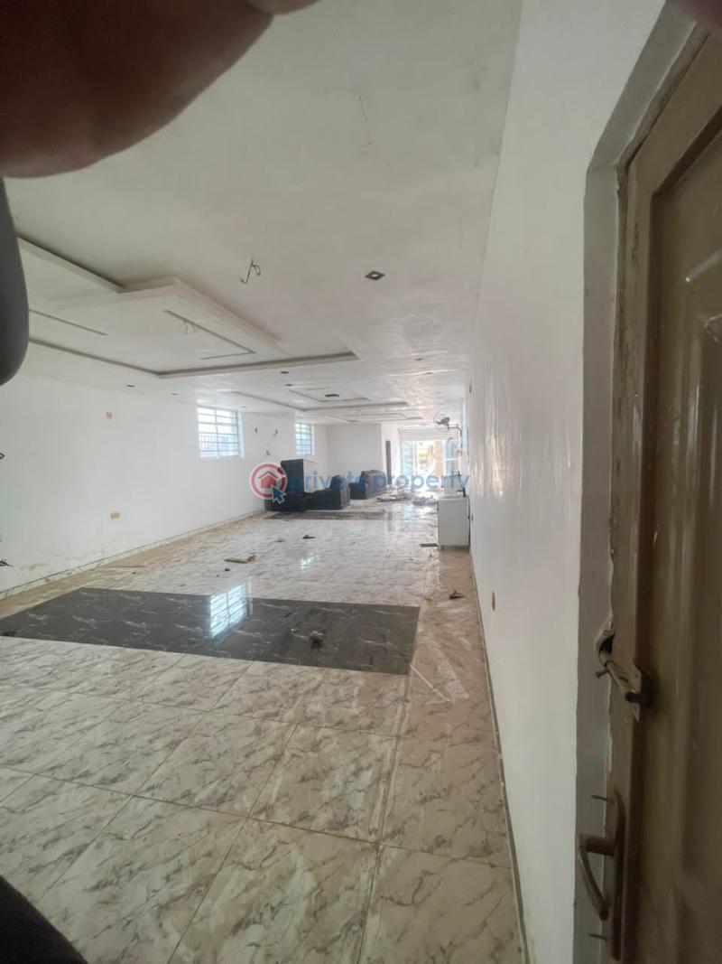 House For Sale Location:ayodele Adelaja Street , Temidire Quarters Elenusoso Road Ile Titun Nihort Extension Ibadan Ibadan Oyo - 14