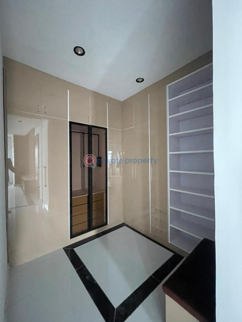 5 bedroom Detached Duplex For Sale Chevron Drive Lekki Lagos - 9