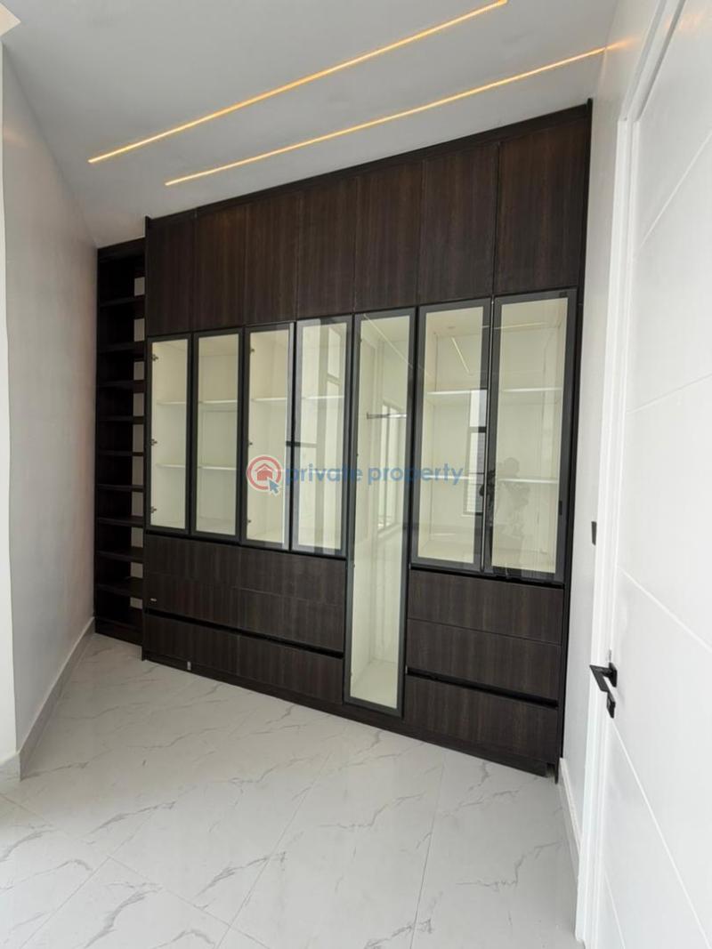 5 bedroom Detached Duplex For Sale Ikota Lekki Lagos - 4