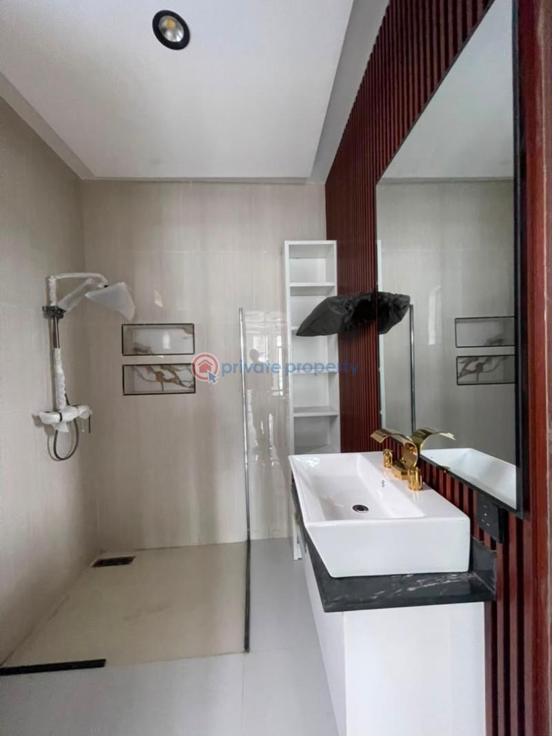 5 bedroom Detached Duplex For Sale Chevron Drive Lekki Lagos - 12