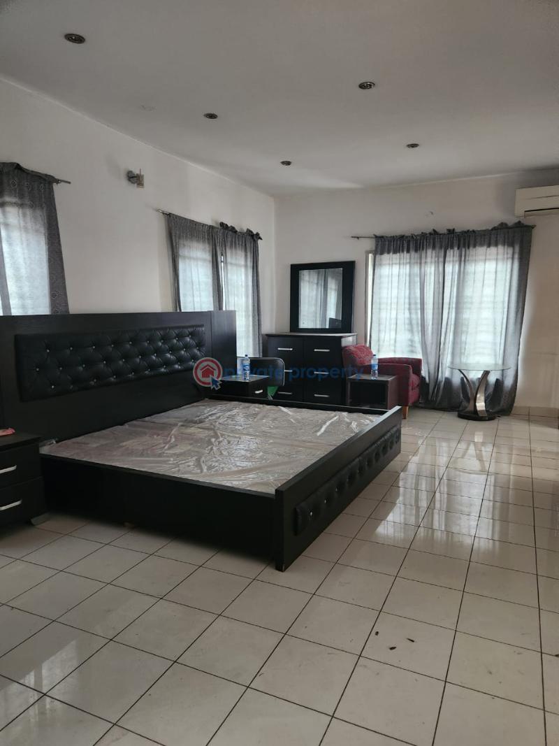 House For Sale Location:ayodele Adelaja Street , Temidire Quarters Elenusoso Road Ile Titun Nihort Extension Ibadan Ibadan Oyo - 4