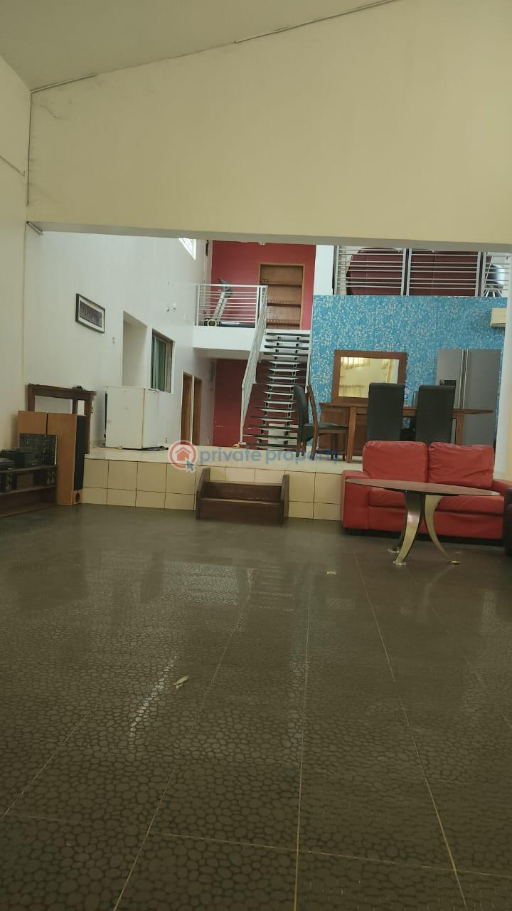 House For Sale Location:ayodele Adelaja Street , Temidire Quarters Elenusoso Road Ile Titun Nihort Extension Ibadan Ibadan Oyo - 13