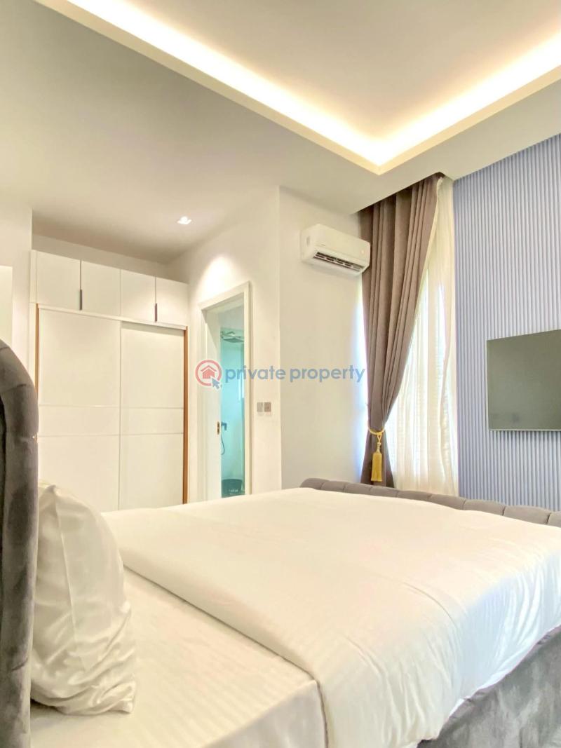 5 bedroom Detached Duplex Short let Pinnock Beach Estate Osapa Osapa Lekki Lagos - 10