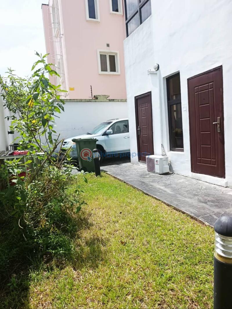 5 bedroom Detached Duplex For Sale Banana Island Ikoyi Lagos - 3