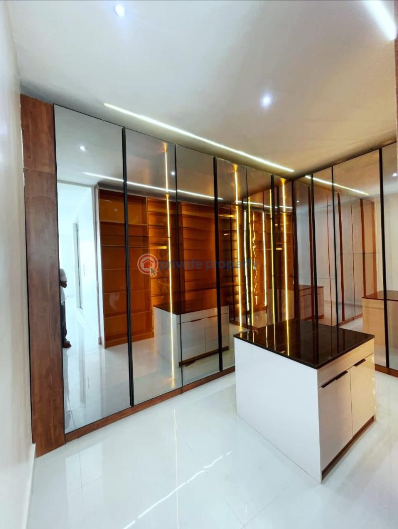 5 bedroom Detached Duplex For Sale Chevron Drive Lekki Lagos - 13