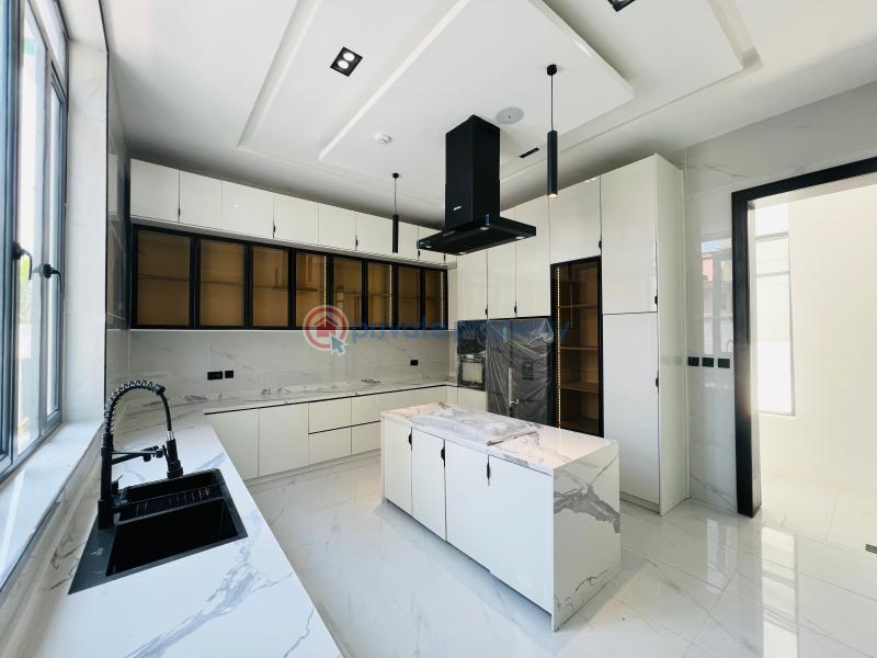 5 bedroom Detached Duplex For Sale Chevron Drive Lekki Lagos - 7