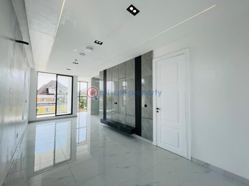 5 bedroom Detached Duplex For Sale Chevron Drive Lekki Lagos - 17