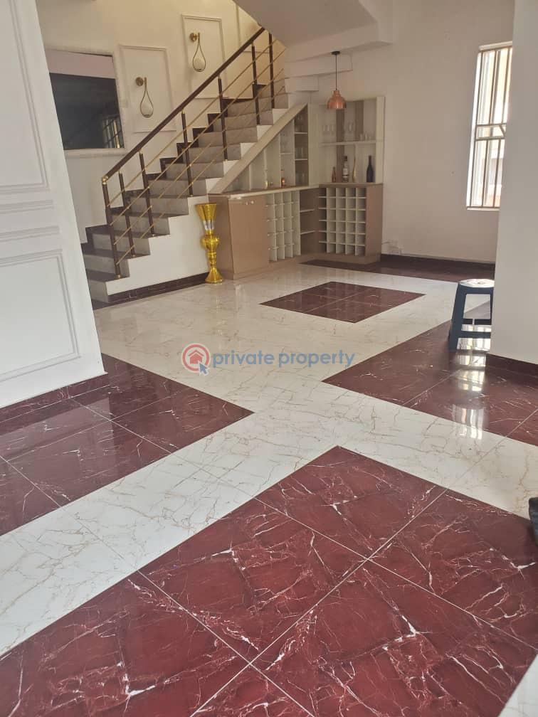 Luxury 5-bedroom fully detached duplex + bq for rent in chevron, lekki - 1 5 bedroom Detached Duplex For Rent Chevron Drive Lekki Lagos - 1