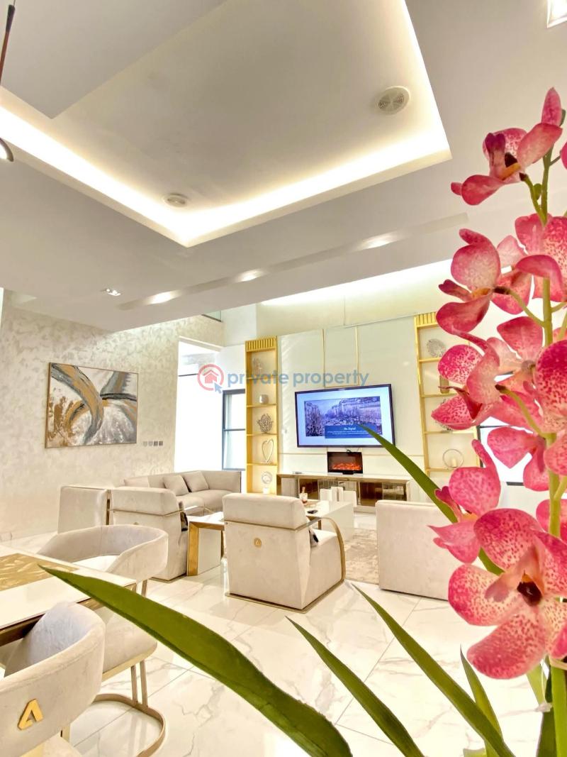 5 bedroom Detached Duplex Short let Pinnock Beach Estate Osapa Osapa Lekki Lagos - 2