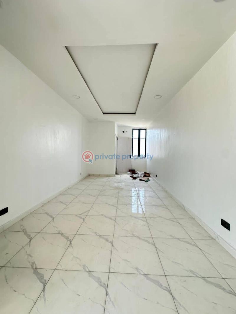 Luxury 5-bedroom fully detached duplex for sale. - 6 5 bedroom Detached Duplex For Sale Osapa London Lekki Lagos - 6