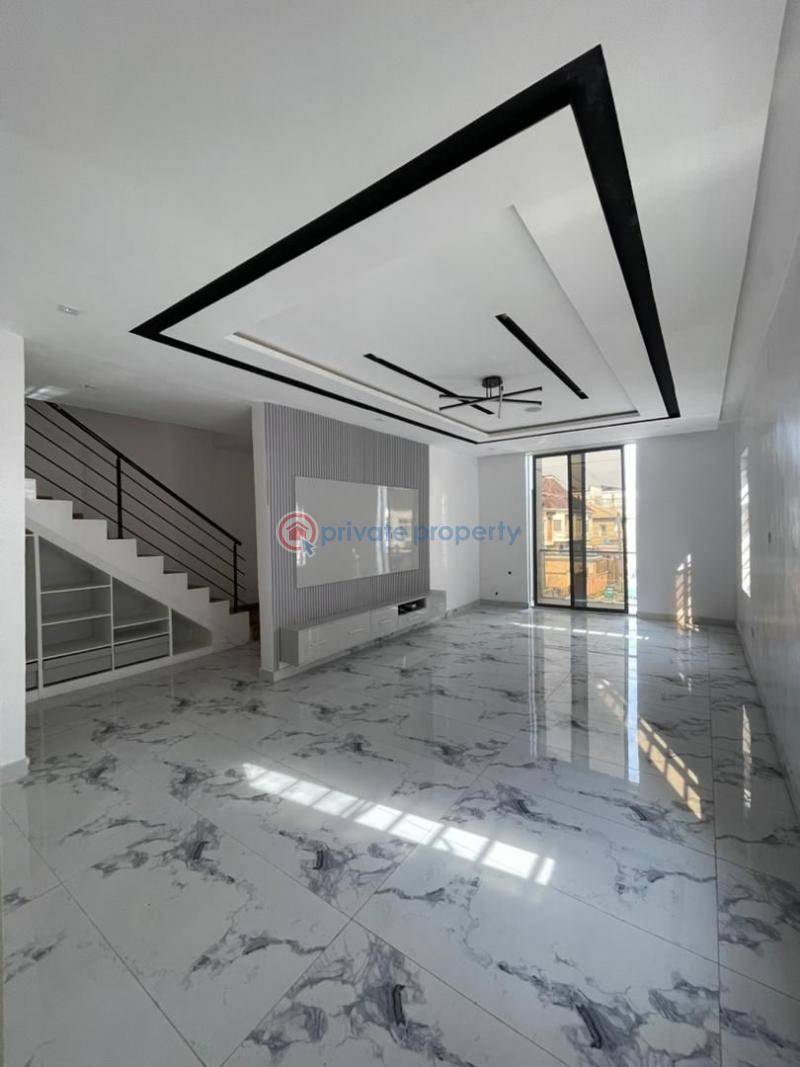 5 bedroom Detached Duplex For Sale Chevron Drive Lekki Lagos - 3
