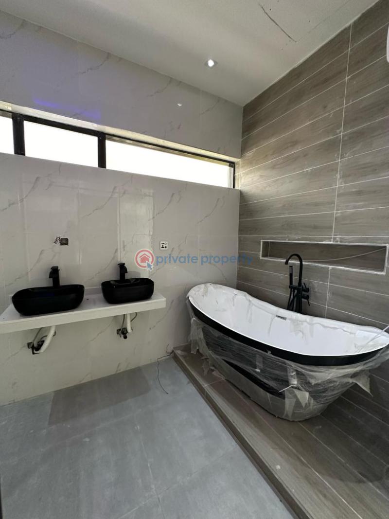 5 bedroom House For Sale Chevron Lekki Lekki Lagos - 5