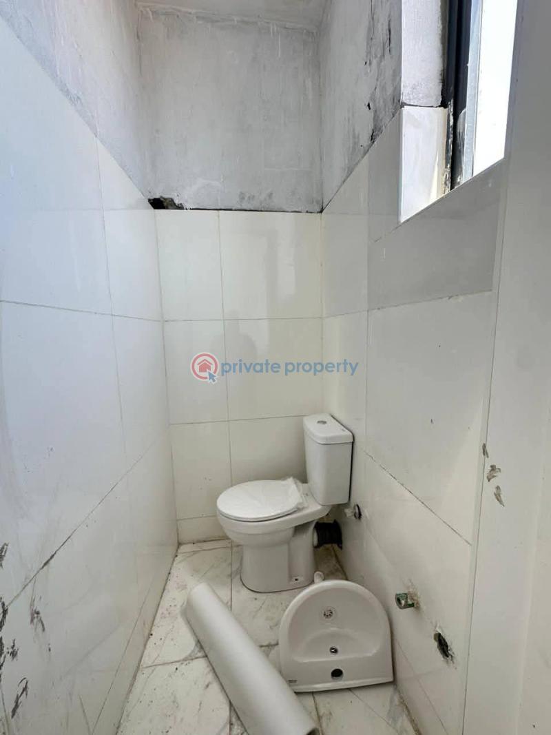 Luxury 5-bedroom fully detached duplex for sale. - 8 5 bedroom Detached Duplex For Sale Osapa London Lekki Lagos - 8