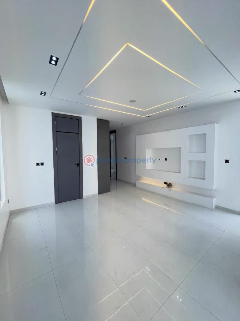 5 bedroom Detached Duplex For Sale Chevron Drive Lekki Lagos - 9