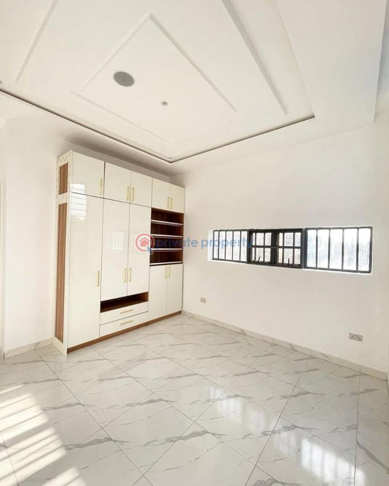Luxury 5-bedroom fully detached duplex for sale. - 12 5 bedroom Detached Duplex For Sale Osapa London Lekki Lagos - 12