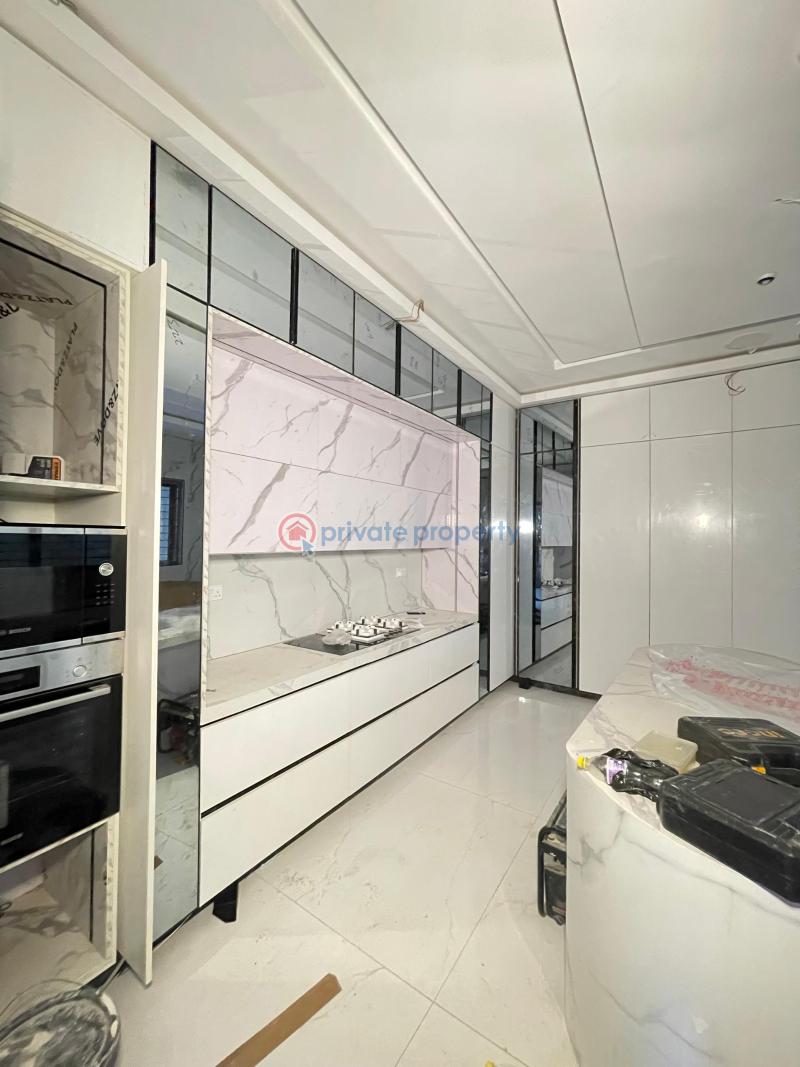 5 bedroom Detached Duplex For Sale Lekki Phase 1 Lagos - 3