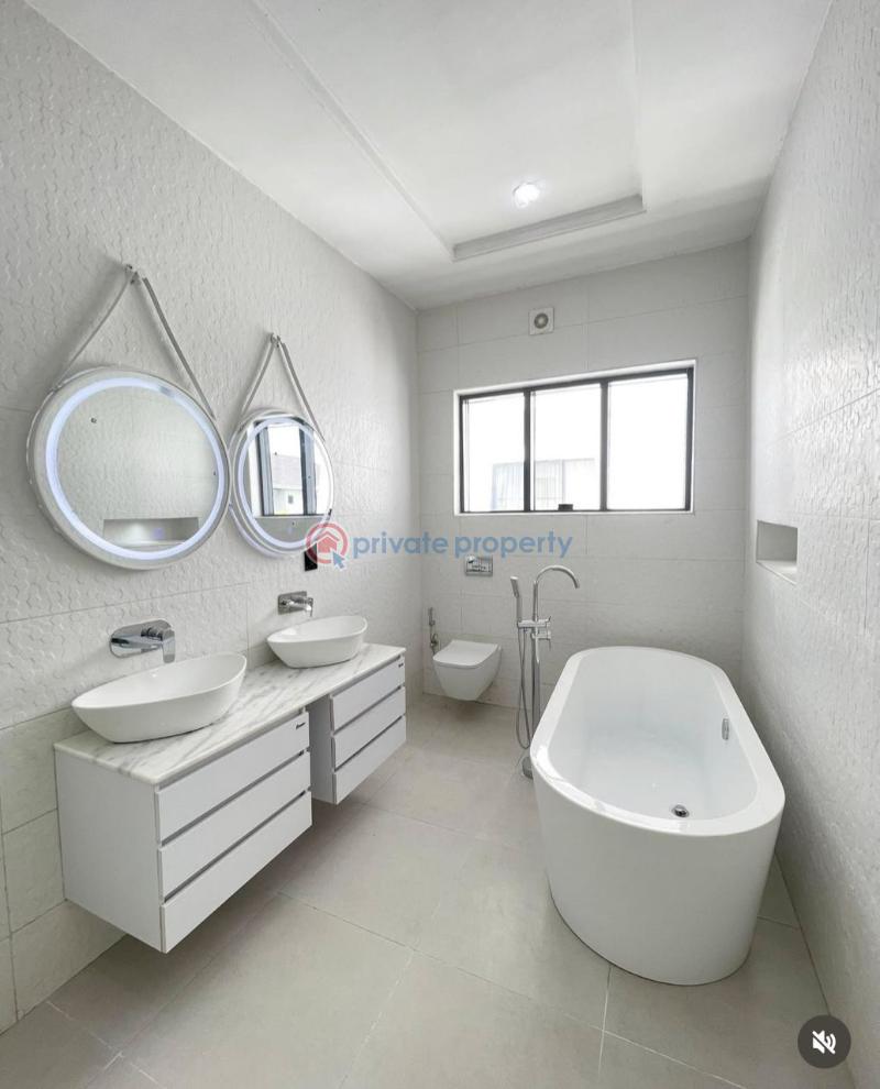 5 bedroom Detached Duplex For Sale Osapa London Lekki Lagos - 1