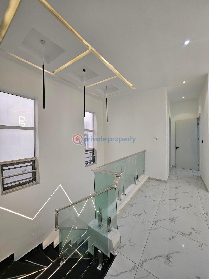 5 bedroom Detached Duplex For Sale Ologolo Lekki Lagos - 3