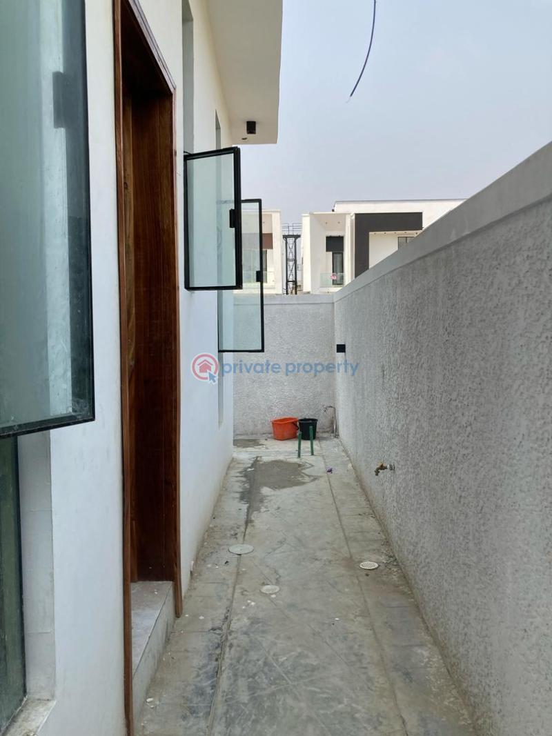 5 bedroom Duplex For Sale Chevron Drive Lekki Lagos - 40