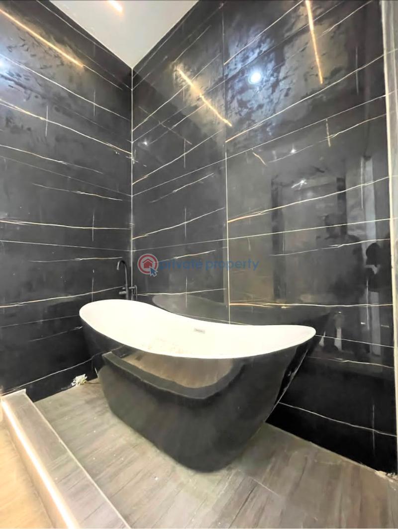 5 bedroom Duplex For Sale Ikota Lekki Lagos - 14