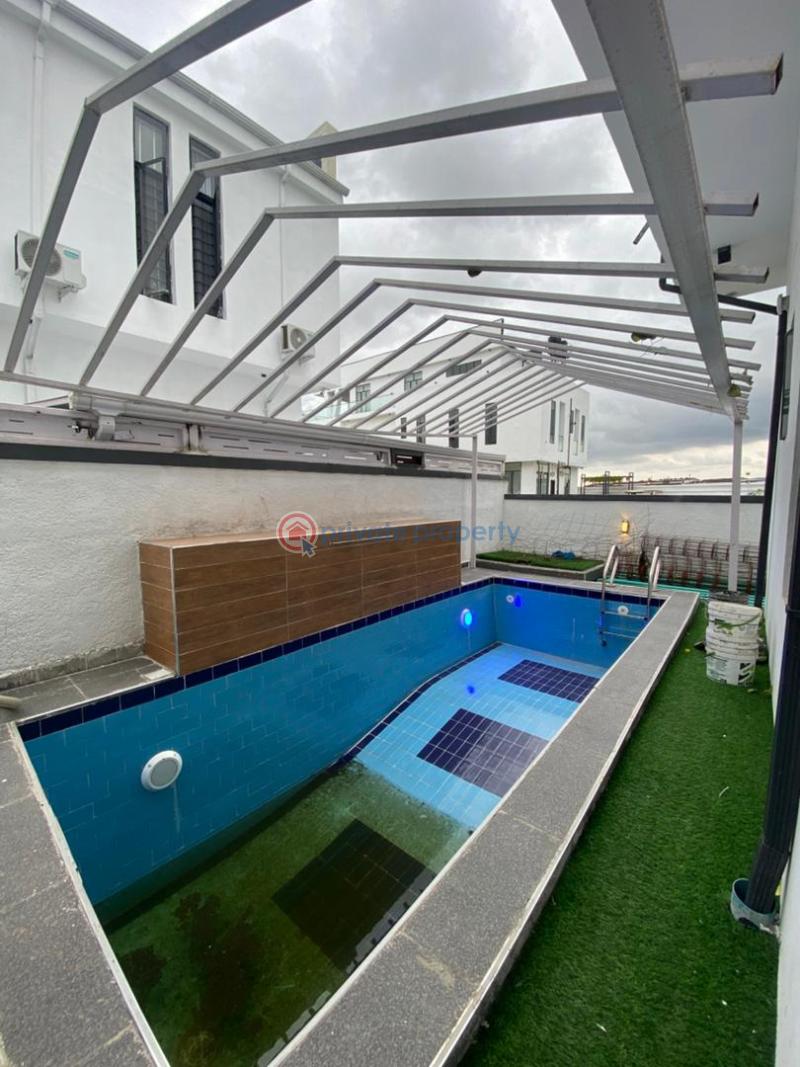 5 bedroom Detached Duplex For Sale Chevron Lekki Lagos - 1