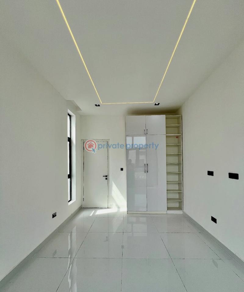 5 bedroom Detached Duplex For Sale Secure Estate At Ikota Lekki Ikota Lekki Lagos - 17