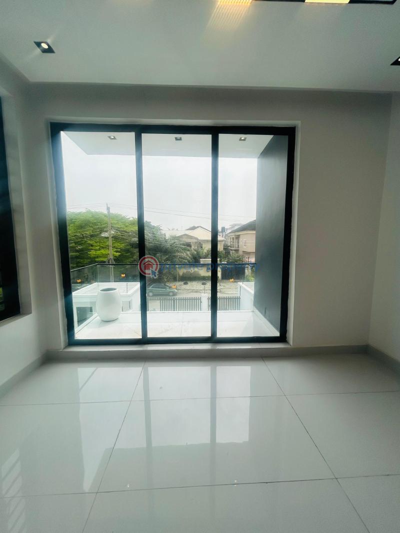5 bedroom Detached Duplex For Sale Lekki Phase 1 Lagos - 3