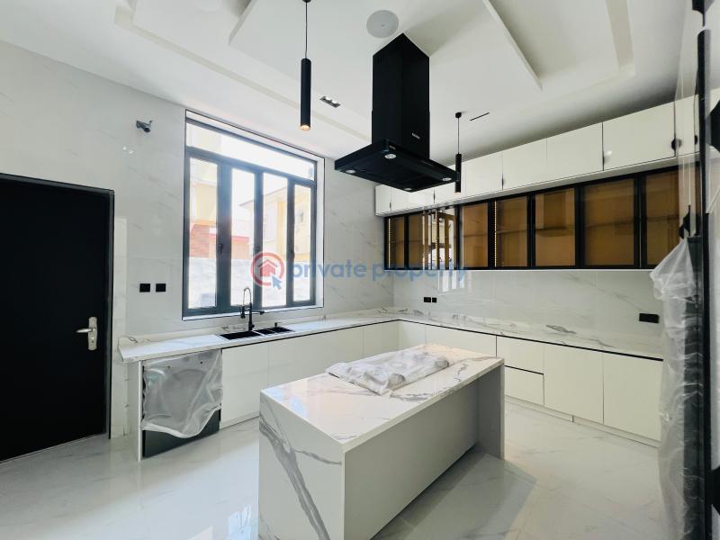 5 bedroom Detached Duplex For Sale Chevron Drive Lekki Lagos - 5